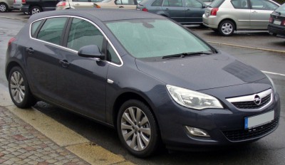 Opel_Astra_J.JPG