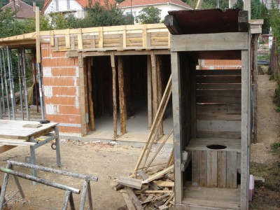 vybudovane socialky.