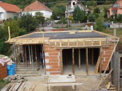 zachvilku uz budeme mat kam zaparkovat