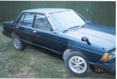 060. Bluebird jako novy.jpg