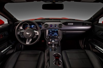 2015-ford-mustang-dash.jpg