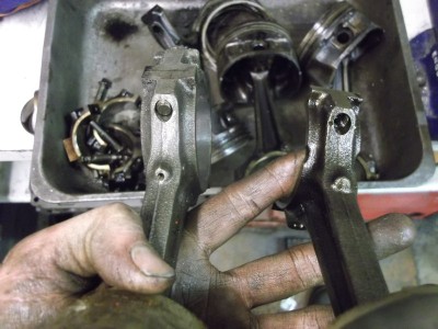 chlazeni pistu z ojnic pouze na RS2000 0071.jpg