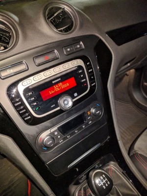 radio2.jpg