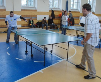 Za oranzovym mickem jako byci.jpg