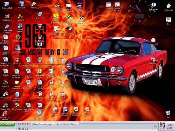 Ford Mustang 1966.JPG