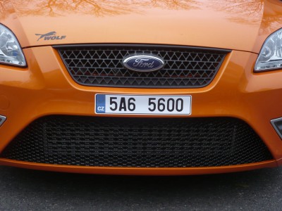 Nový spodní gril - tahokov 018_1.JPG