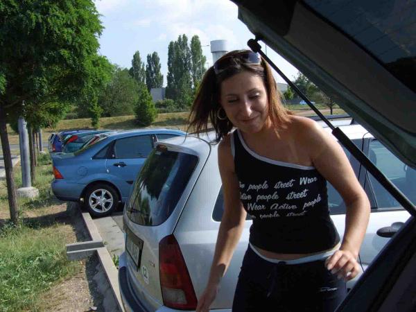 Taspy hlídá buchty.JPG